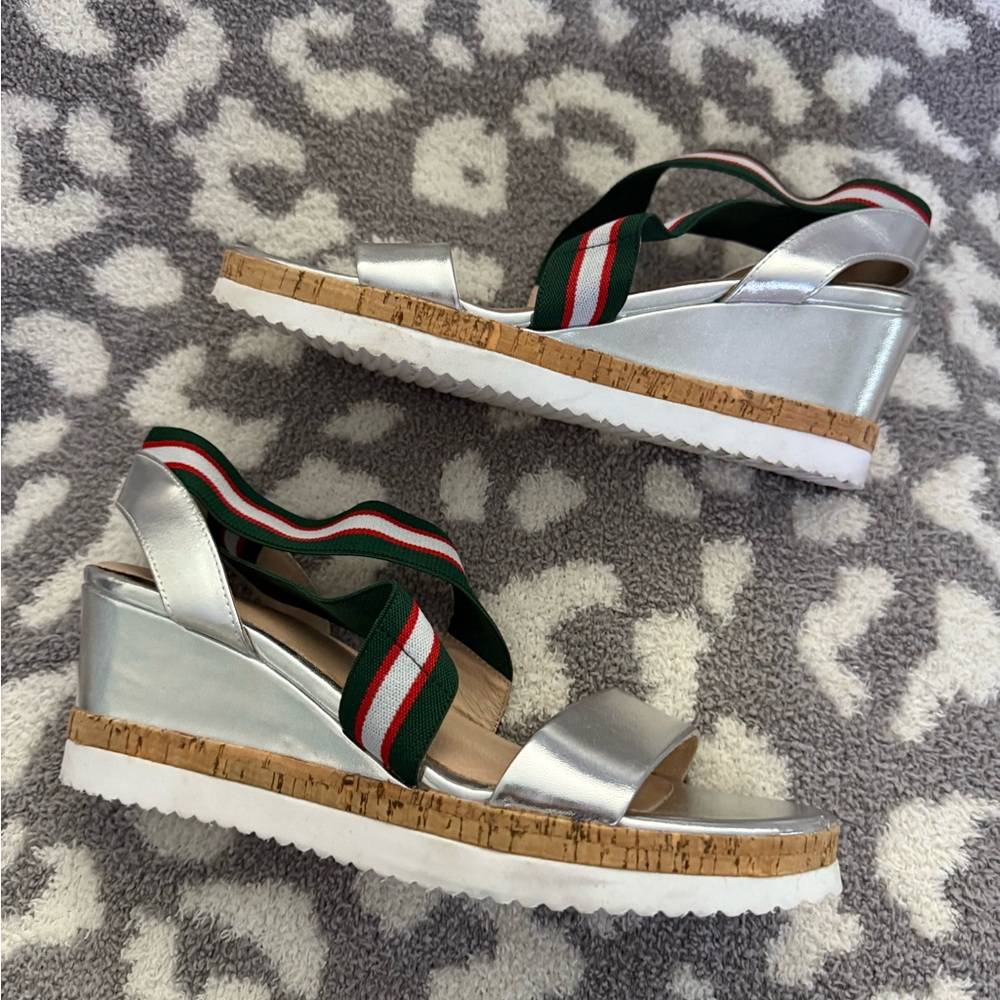 Steven Silver Sandals with Striped Straps size 8.5